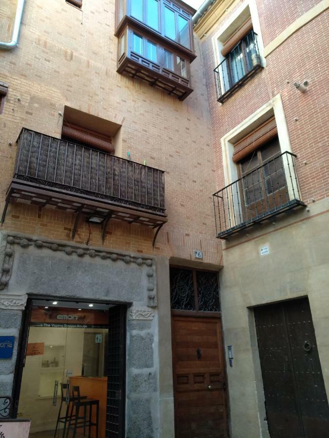 Apartament El Patio Del Convento Toledo Zewnętrze zdjęcie